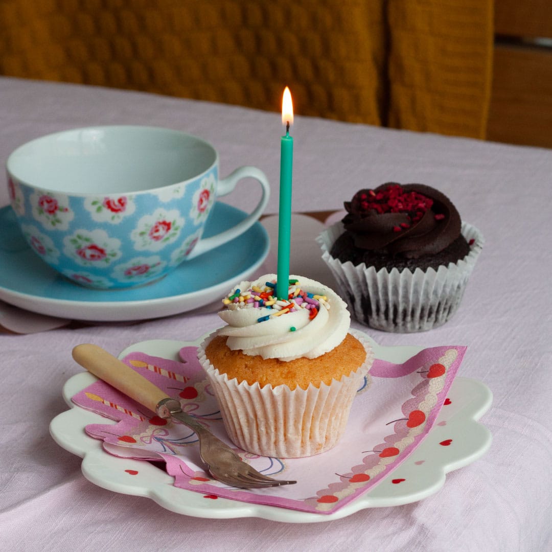 Mixed Cupcake Box - Image 4