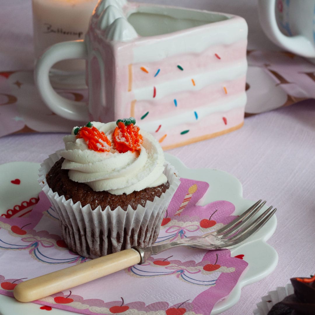 Alternative view of Carrot Cupcake Box