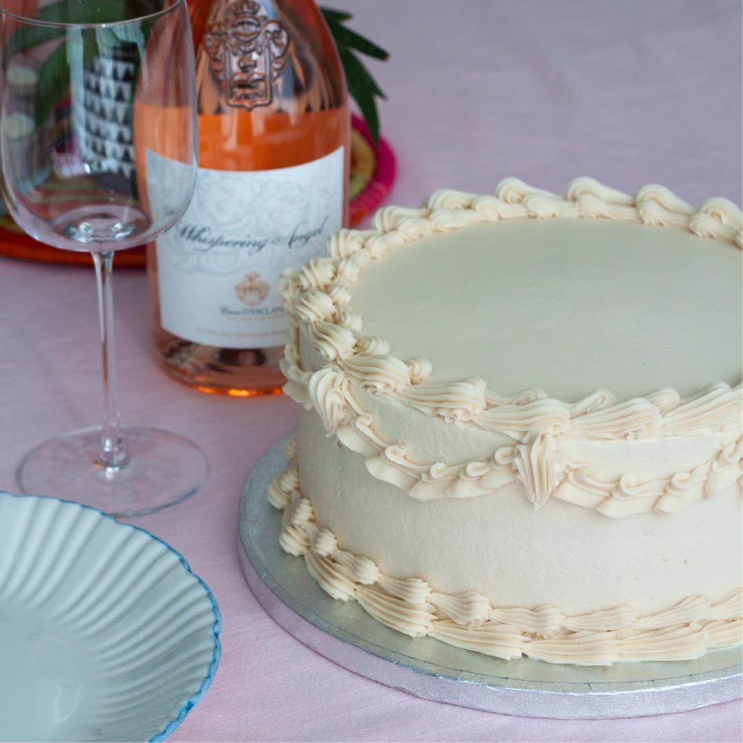 Round Vintage Cake
