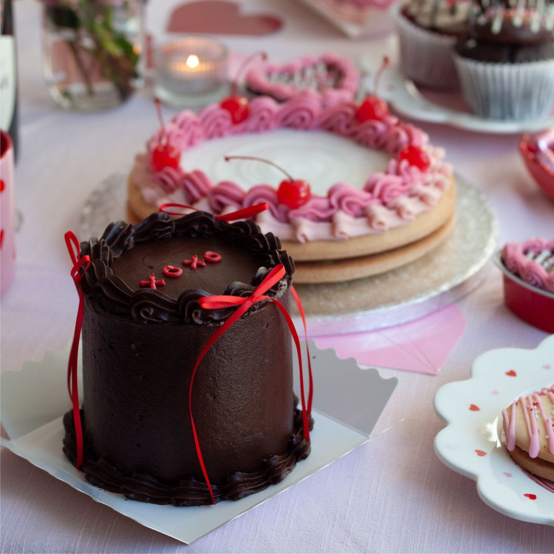 Alternative view of Valentine's Bento Cake