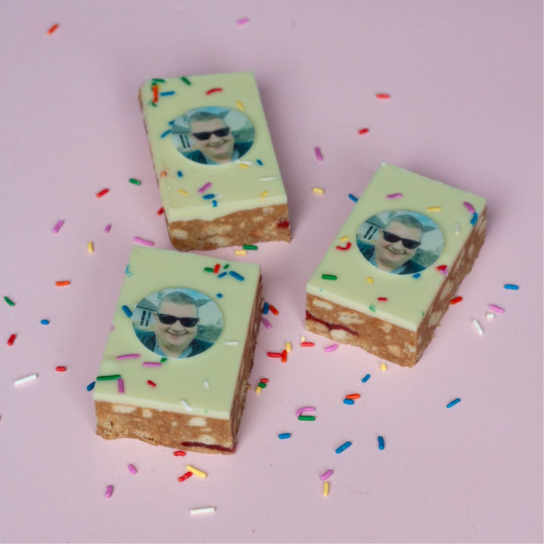 Alternative view of Branded Traybake Box