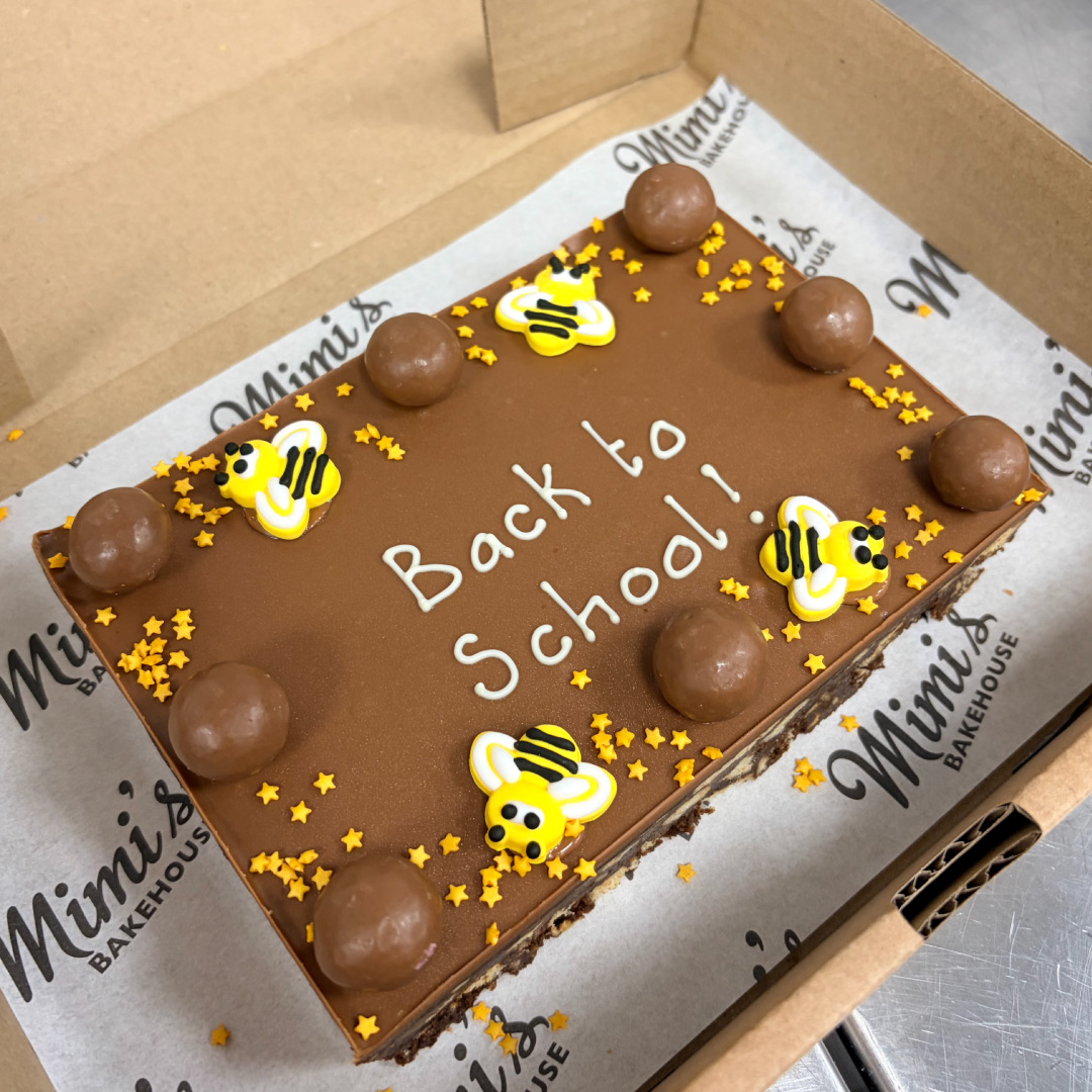 Alternative view of Back to School Traybake